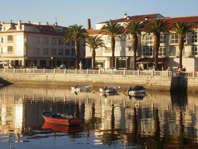 VENTA LOCAL COMERCIAL EN VILLANUEVA DE AROSA