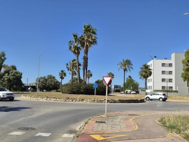 VENTA LOCAL EN ZONA CASINES PUERTO REAL
