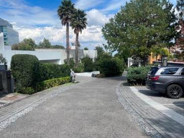 VENTA MAGNÍFICA CASA ESTILO MEXICANO CONTEMPORÁNEO EN HACIENDA SANTA FE