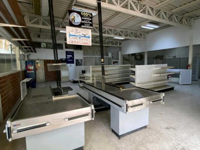Venta Minicentro Comercial Urb Turumo KC