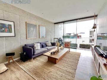 VENTA MODERNO FLAT con TERRAZA y TECHOS ALTO Jiron Tacna Barranco