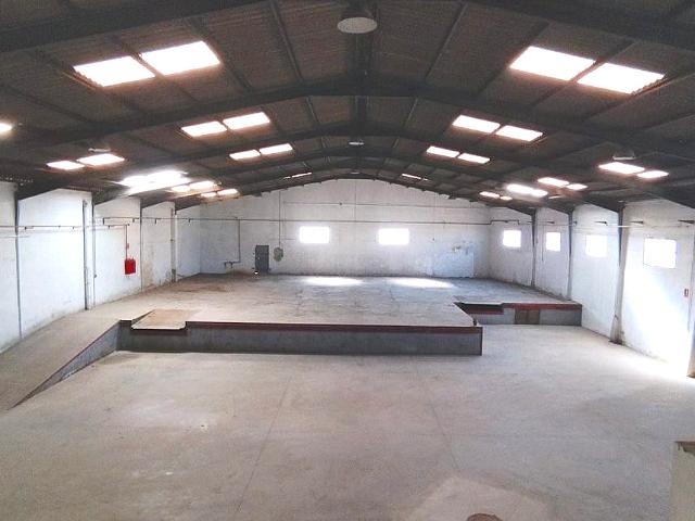 VENTA NAVE INDUSTRIAL EN POLG.VIRGEN DE LA SALUD XIRIVELLA