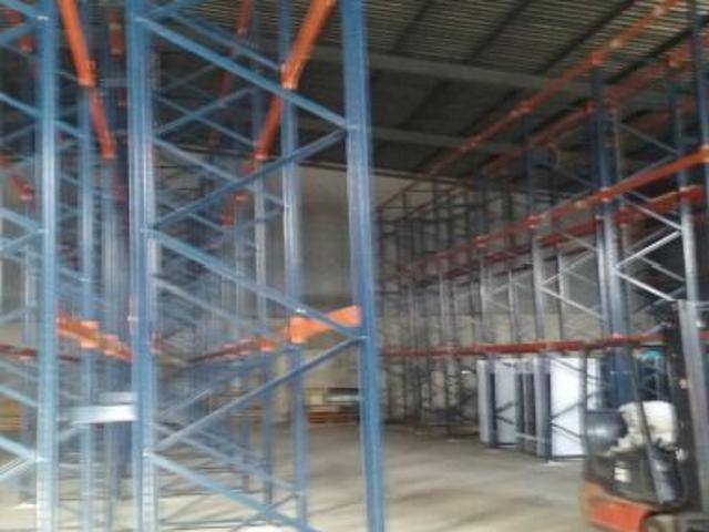 VENTA NAVE INDUSTRIAL EN POLÍGONO INDUSTRIAL LA SERRETA