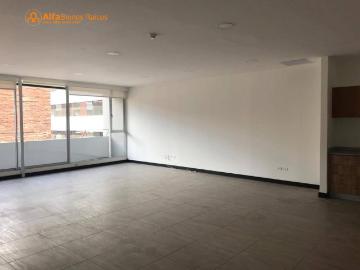 Venta oficina ejecutiva 77m2 Pichincha Quito 4211