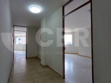 VENTA OFICINA EN CERCADO DE LIMA