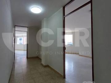VENTA OFICINA EN EL CERCADO DE LIMA