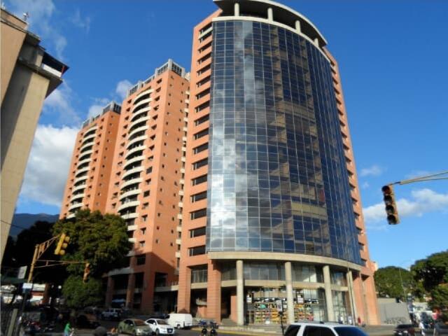 Venta Oficina en Los Dos Caminos