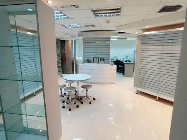 Venta Oficina 317 M2 Los Dos Caminos