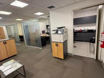 VENTA OFICINA 94.18 m2 PISO 6XX EDIFICIO EMPRESARIAL LINSIDRO