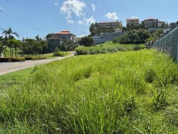 VENTA PARCELA C L U B DE G O L F Estupenda !