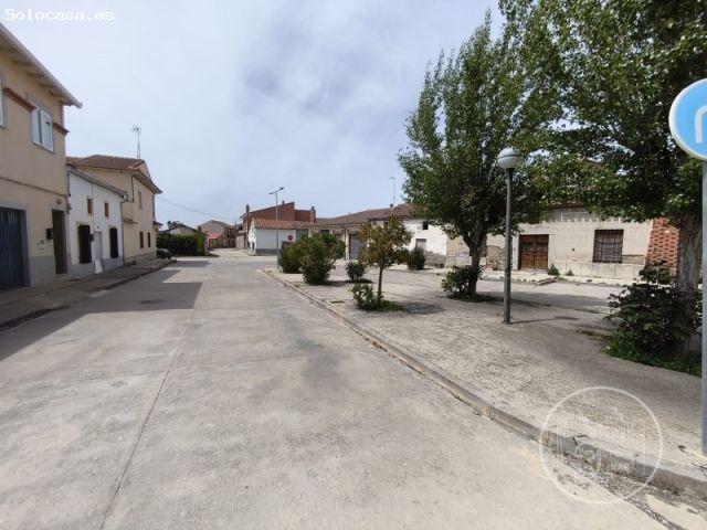 VENTA PARCELA URBANA EN NAVALMORAL DE LA SIERRA