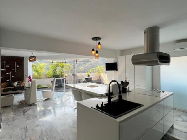Venta Penthouse en la Urb. EL Parral