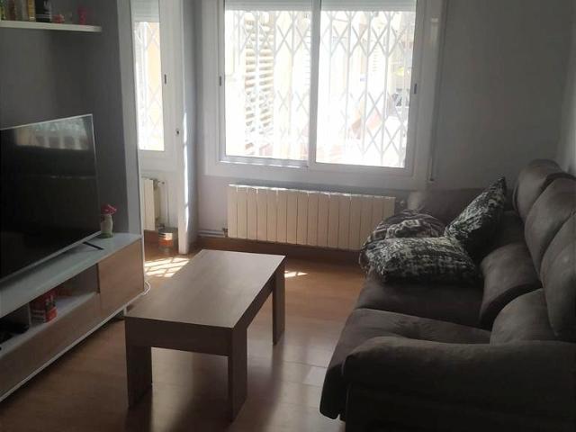 VENTA PISO BAJO 3 HABITACIONES EN LES TERMES