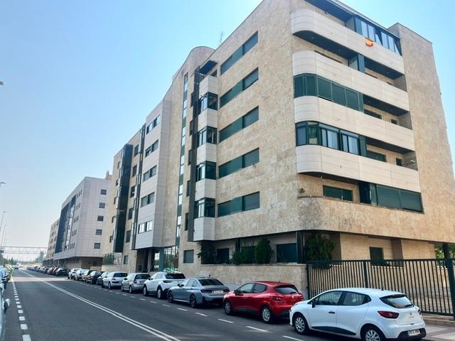 Venta Piso Calle La Radio