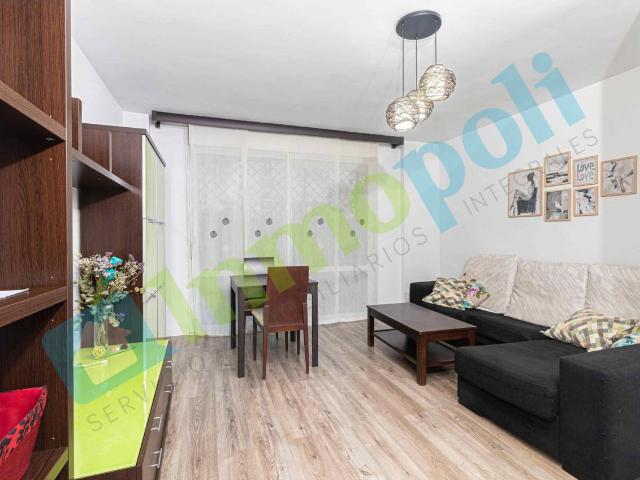 Venta piso Ciudad Jardín. Badajoz. 3 dormitorios y 2 baños. Incluye Garaje y Trastero