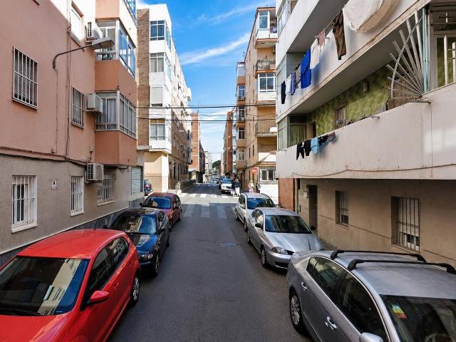 Venta piso en Almería