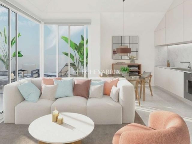 VENTA PISO EN EXCLUSIVA URBANIZACION FUENGIROLA