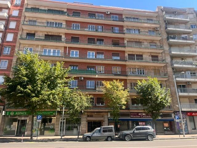 Venta Piso junto Plaza España