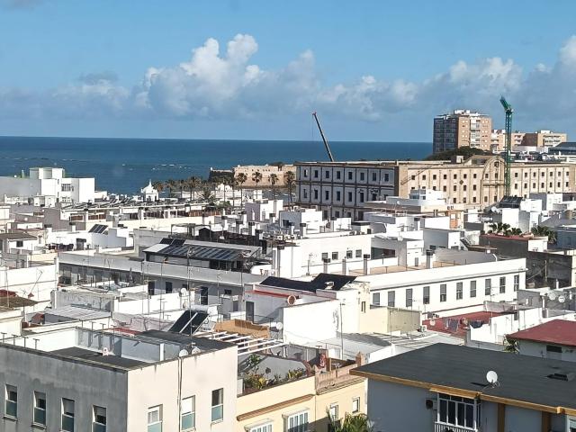 VENTA PISO ZONA CENTRO CON VISTAS A LA CIUDAD