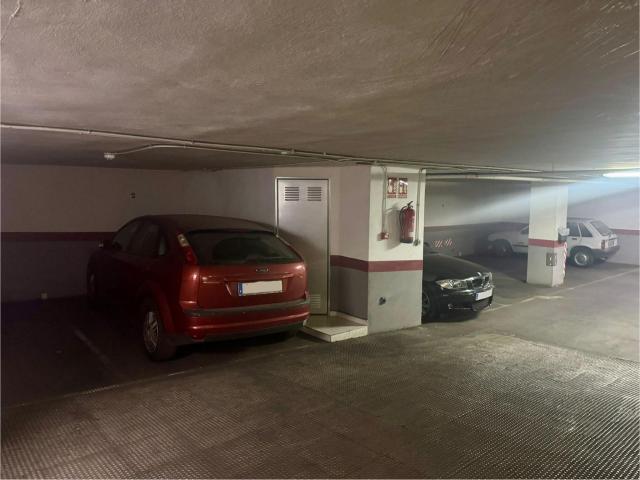VENTA PLAZA DE GARAJE EN ARQUITECTO MORELL