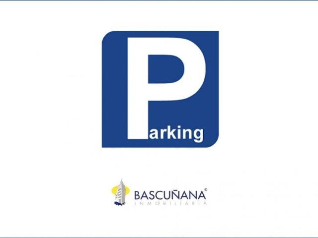 VENTA PLAZA DE GARAJE PARA COCHE PEQUEÑO, PROXIMO A UNIVERSIDAD LA MERCED Y PLAZA DE TOROS