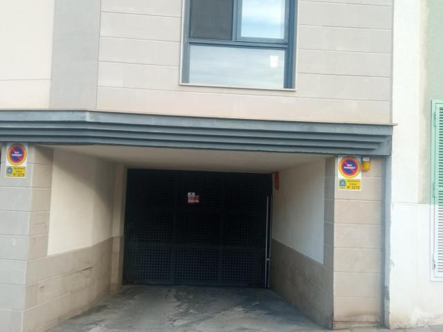 VENTA PLAZA GARAJE EN CENTRO Calle Sant Miquel