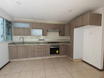 VENTA PRECIOSA RESIDENCIA DENTRO DE FRACCIONAMIENTO RECTA A CHOLULA  ESPACIOS AMPLIOS Y LUMINOSOS