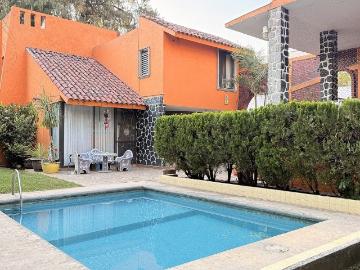 Venta / Renta Residencia Lomas de Cuernavaca Temixco Alberca EB UP9010