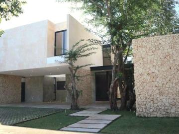 VENTA RESIDENCIA 2 PLANTAS 5 REC?MARAS MANATIALES DE COCOYOLES NORTE M?RIDA