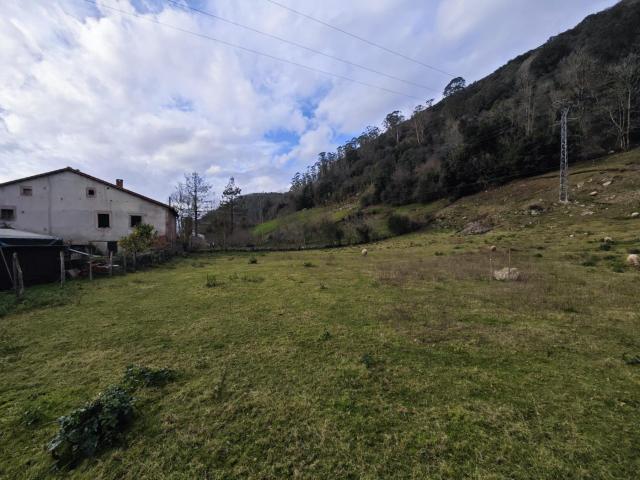 VENTA SOLAR URBANO EN TRECEÑO