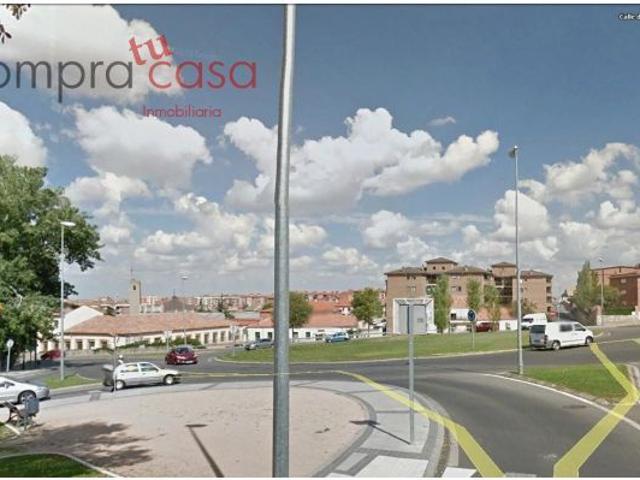 VENTA SOLAR PLAZA DE TOROS
