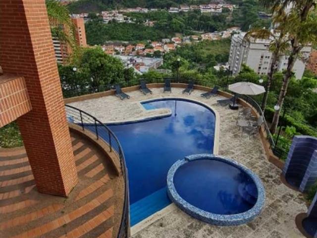 Venta/alquiler/PH 500+100m2 Colinas de Valle Arriba 9370