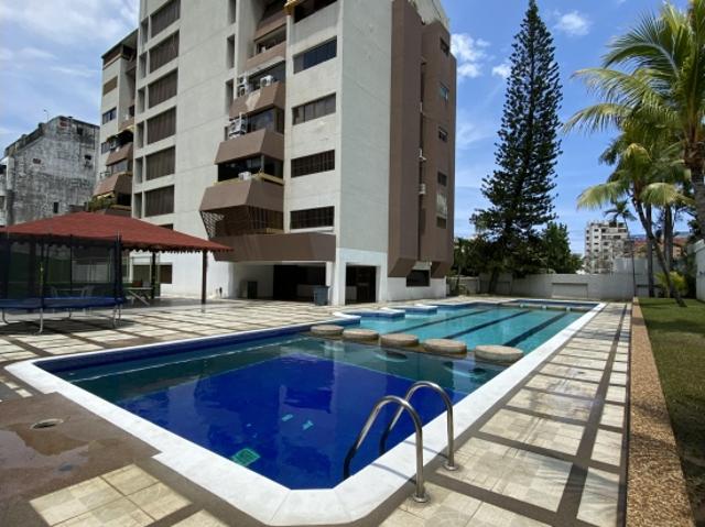 Venta/Apartamento/Caribe/127m2/3H/3B/1P/1M