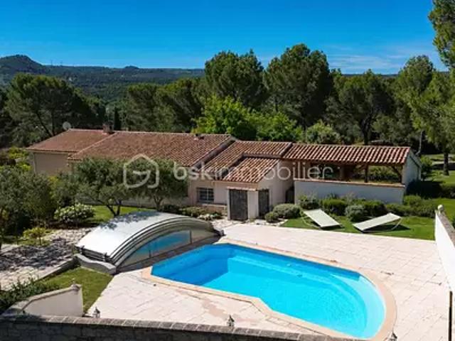 Ventabren 13122 Achat / Vente maison 6 pièces t6 piscine terrasse