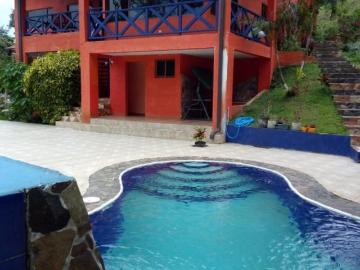 Venta/For Sale Casa Con Piscina en Altos del María