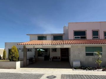 VENTA/Renta Casa en Privada, La Magdalena Ocotitlán Metepec Estado de México