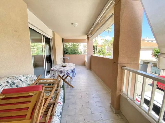 VENTE 2 PIECES PROCHE PLAGE RCM