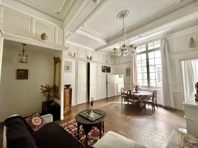 Vente T4 100m2 BORDEAUX 33000