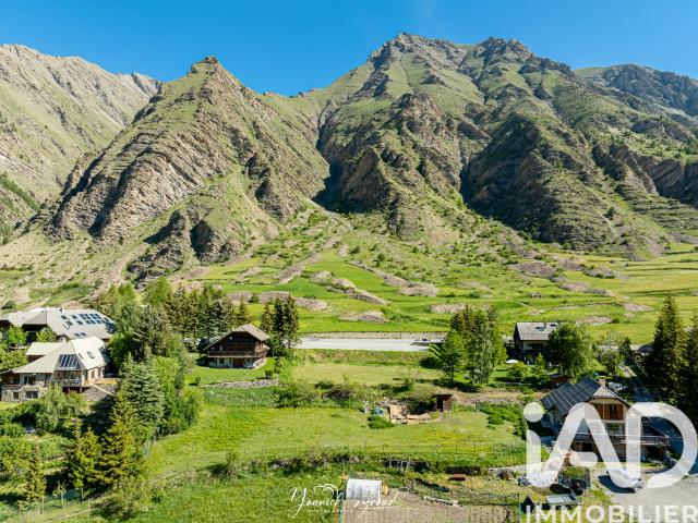 Vente Terrain à bâtir 1 931 m²