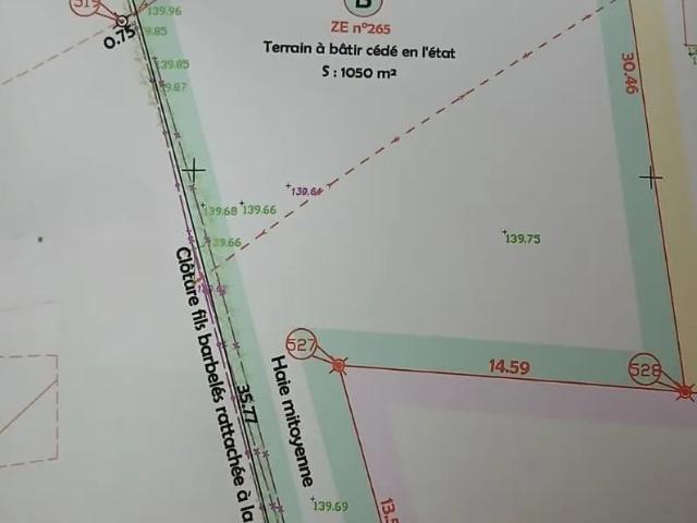 Vente Terrain à bâtir 1 050 m²