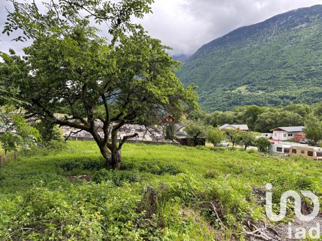 Vente Terrain à bâtir 2 215 m²