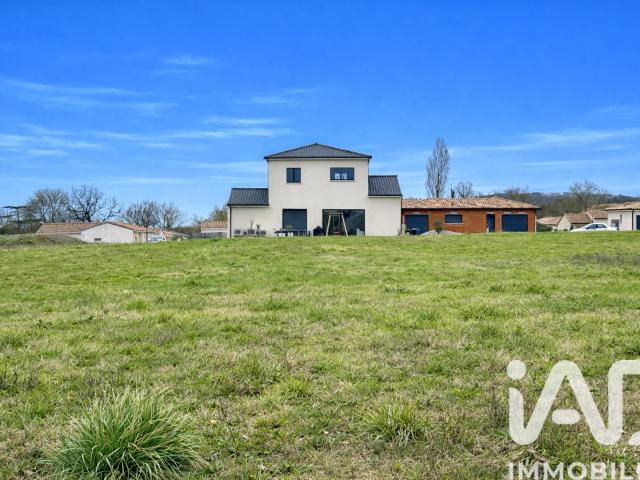 Vente Terrain à bâtir 556 m²