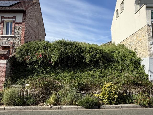 Vente Terrain à bâtir 663 m²