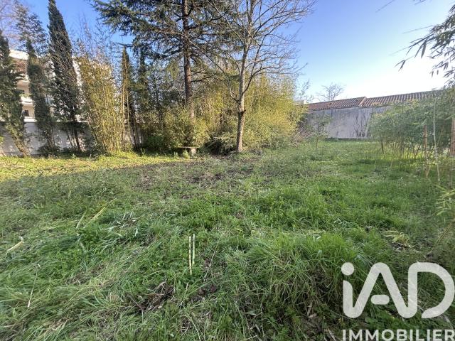 Vente Terrain à bâtir 696 m²