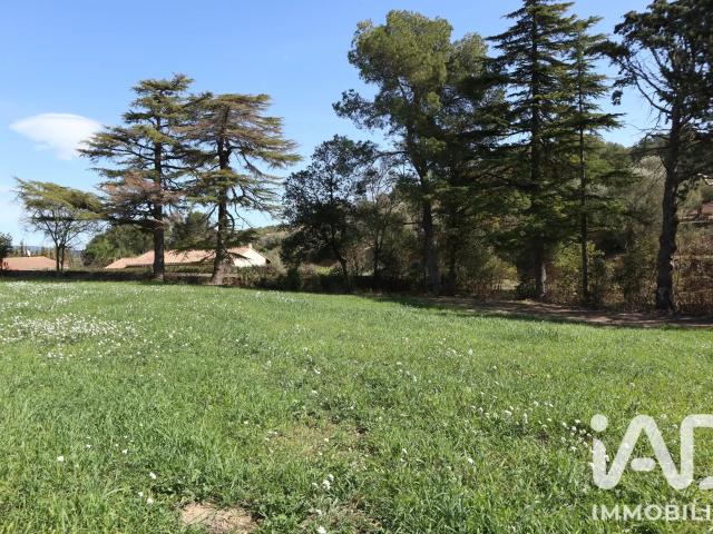 Vente Terrain à bâtir 697 m²