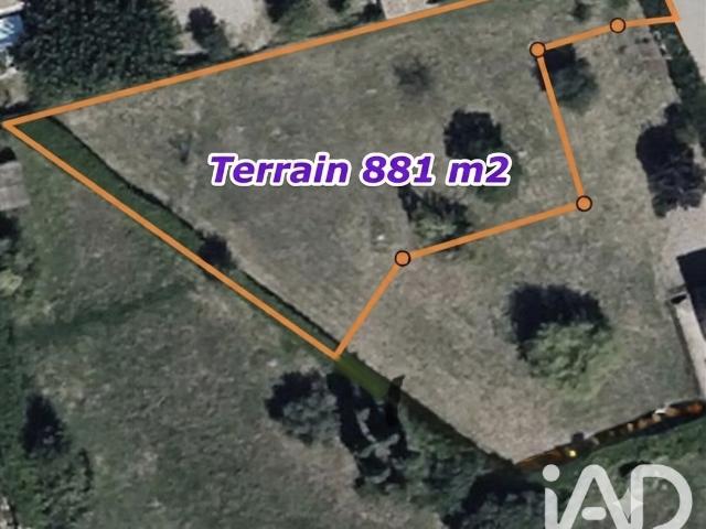 Vente Terrain à bâtir 881 m²