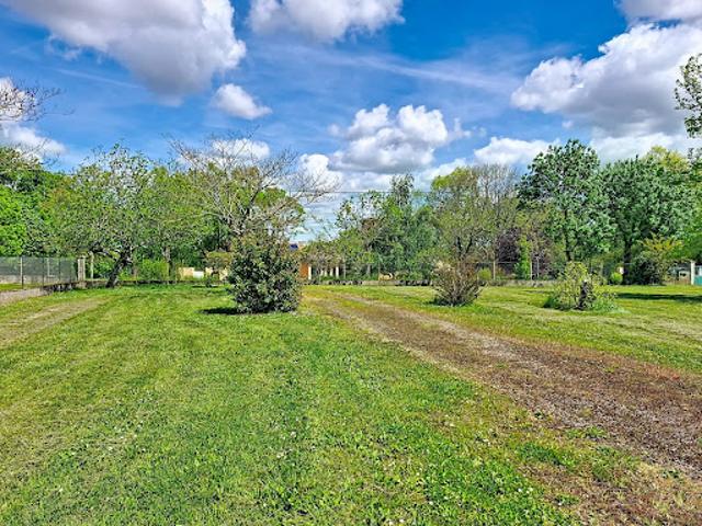 Vente Terrain constructible 0 m2 Bessières