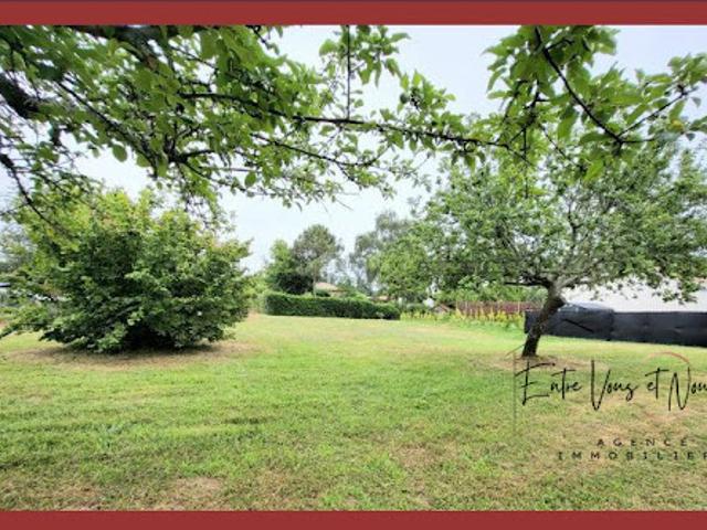 Vente Terrain constructible 1079 m2 Grignols