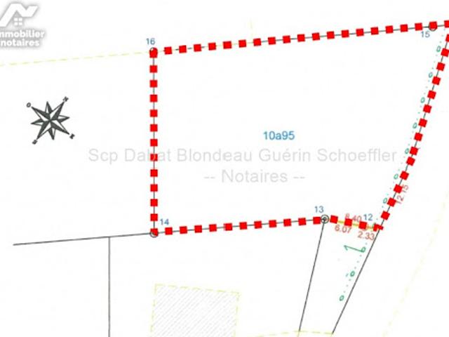 Vente Terrain constructible 1095 m2 Les Loges Marchis