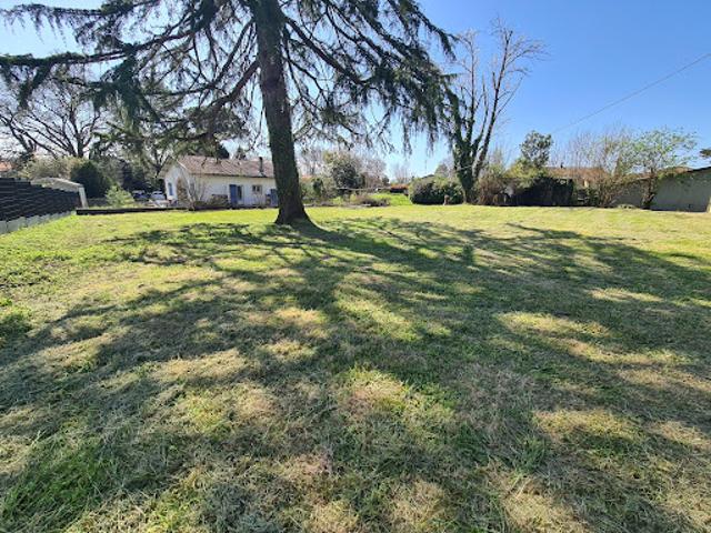 Vente Terrain constructible 1000 m2 Saint Martin de Hinx